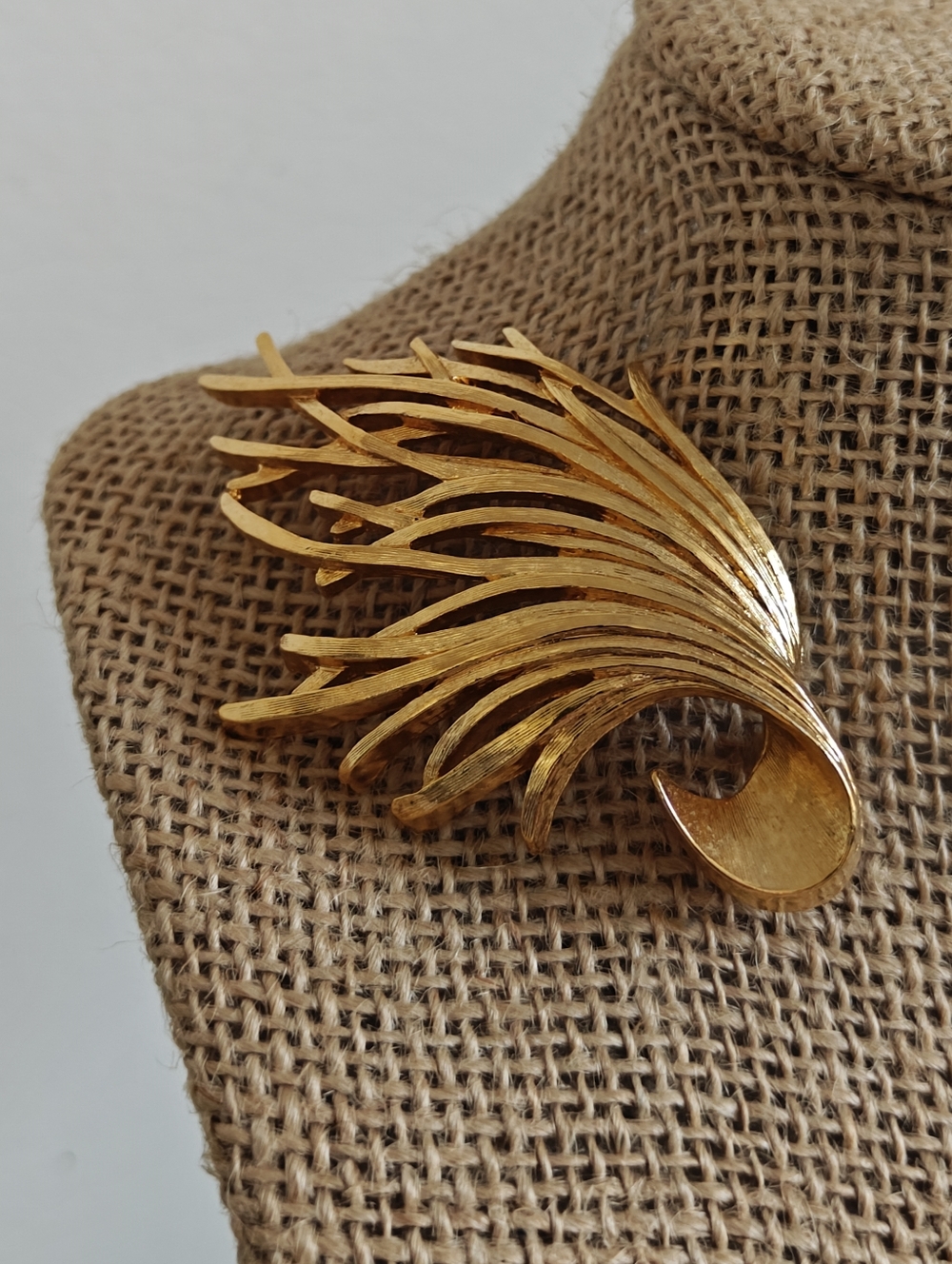 Vintage Monet Gold Plated Pin Brooch